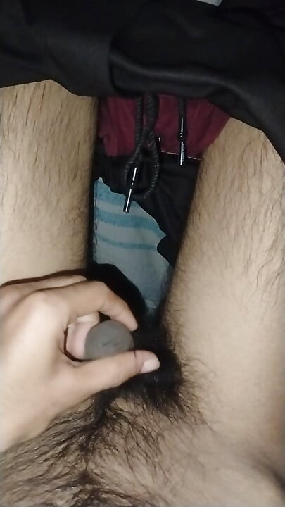 Jugando con mi polla