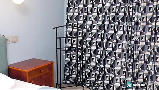 Miss sunset si cewek rambut cokelat dengan becek yang udah kamu