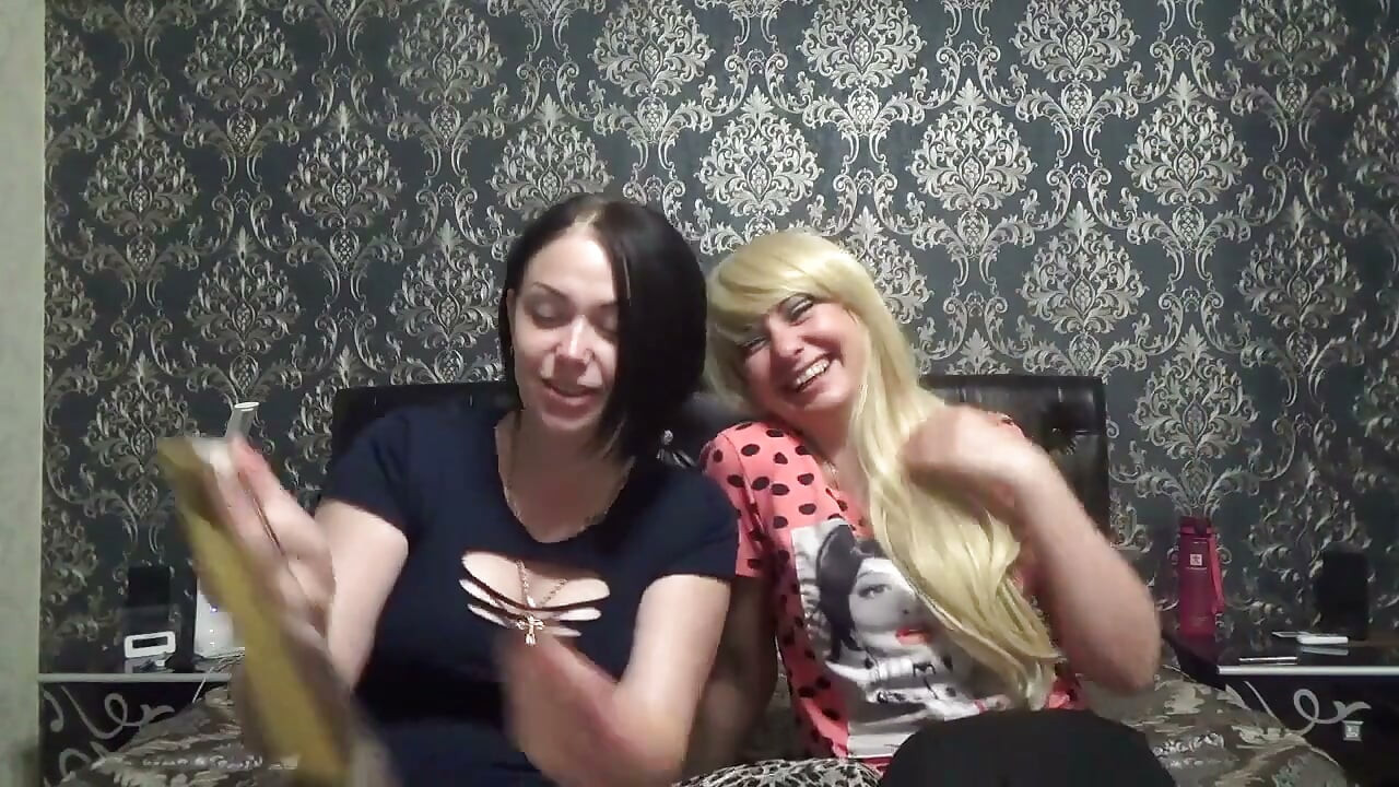 SPH from 2 brat girls !!