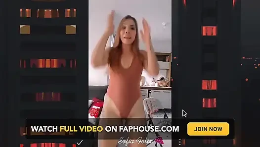 Gadis hot ini lagi asik ngentot sama descer na rola - sofia felix