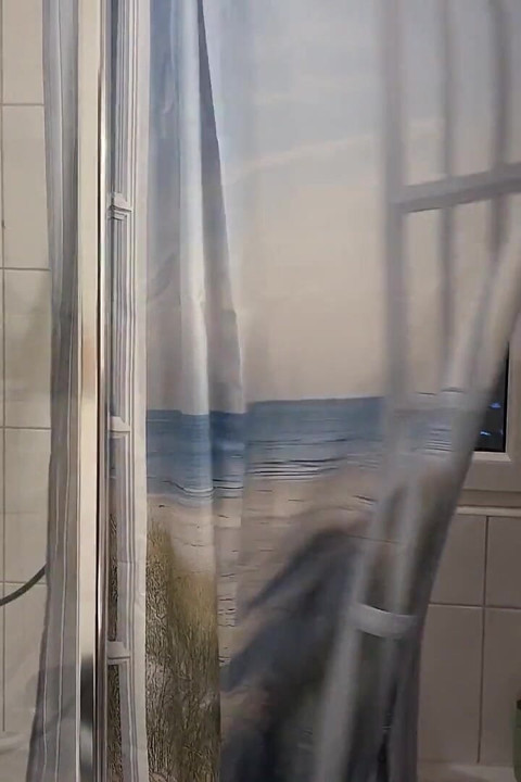 Mandi dengan banyak buih