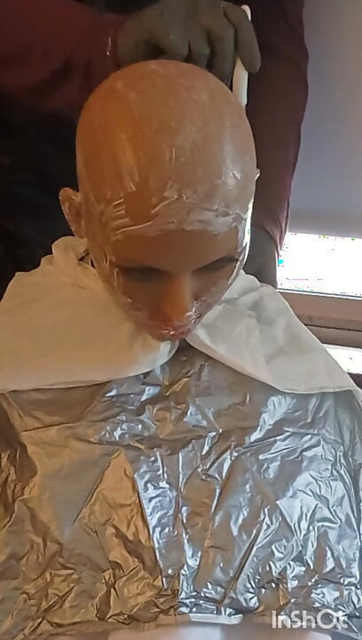 Ebony doll Julia head and facial with lots of cream