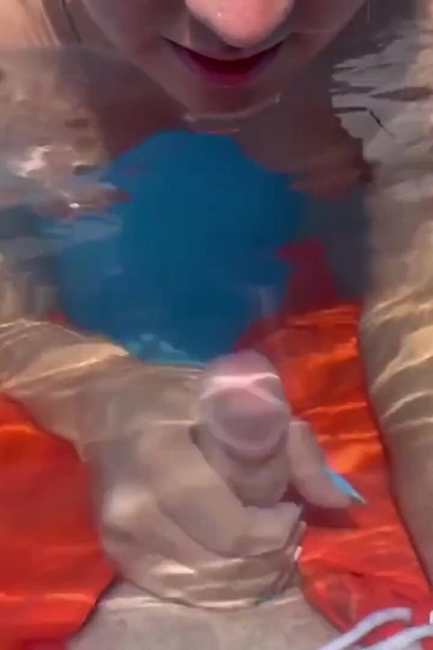 Blowjob, Handjob in Pool