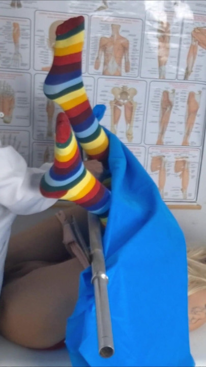 التوتر بين الطبيب والمريض ينتهي بقذف المني! | مقطع 2