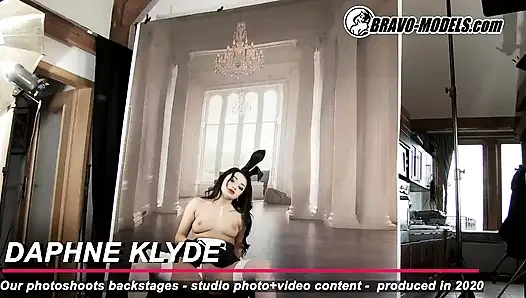388-Backstage photoshoot Daphne Klyde - Adult
