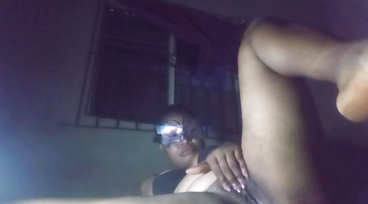 Wet pussy of Roselee