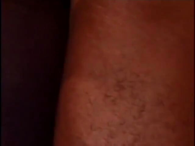 Muscular hottie gives his cock to get sucked