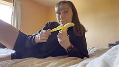 I love sucking on bananas