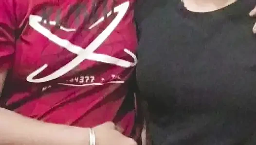 Bhabhi Ki Bhan Ki Badroom Ma Chudayi