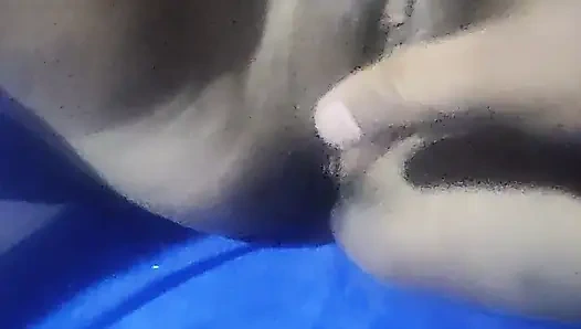 Мачеха показала свою киску своей мачехе и получила массаж