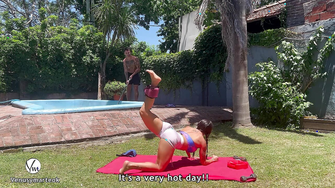 Curățătorul de piscină m-a futut când soțul meu nu era acasă - Venusymarteok