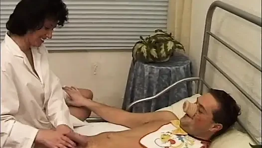 Anal ayah besar di rumah sakit