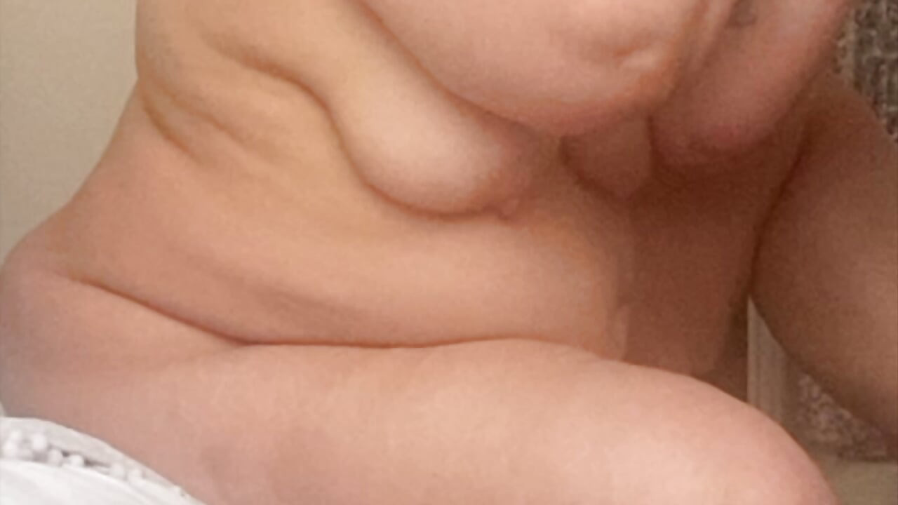 BBW Hot Sexy Blow job Interracial Oil Massage. BBC Nut on my face. Cougar interracial