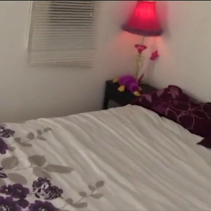 Soft lipped teen stepdaughter stretched out by big stedaddy cock