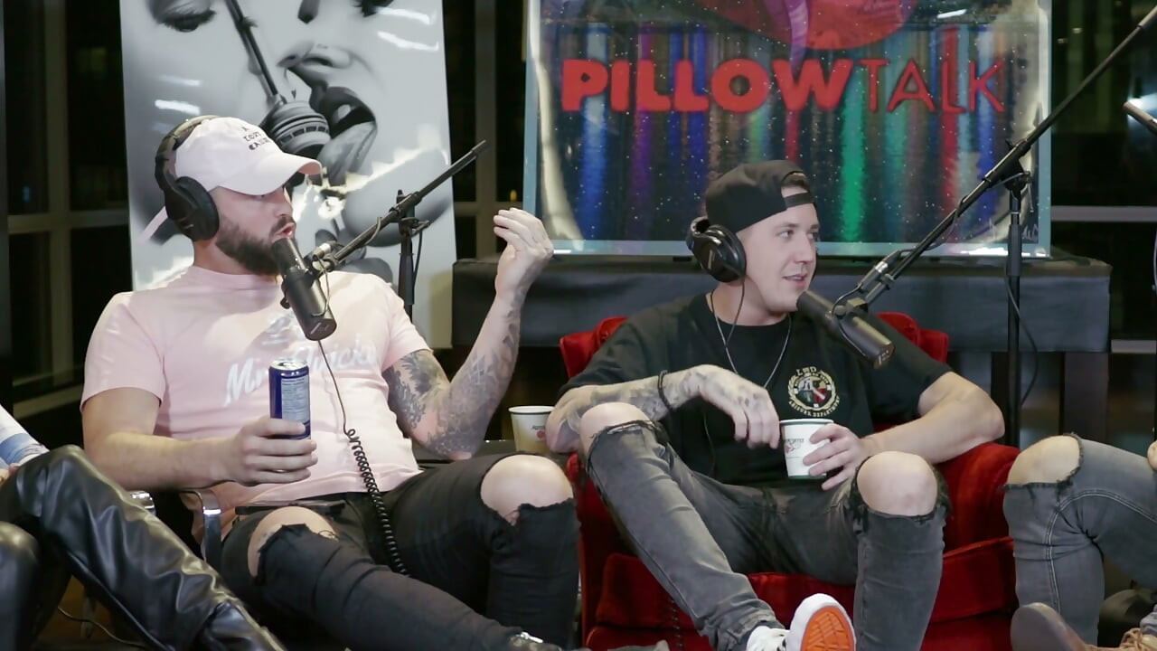 Elias Theodorou domineert altijd in bed!