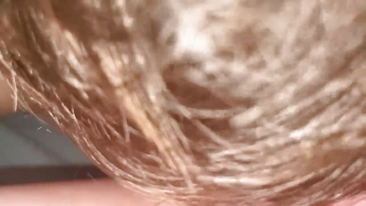 Eu faço sexo com minha esposa gostosa! Então, amo lamber sua buceta!