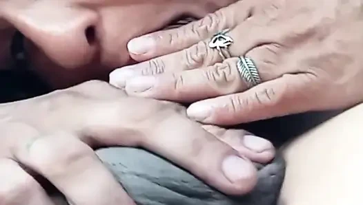 Xraquelx - cewek semok latina lagi asik nyepong kontol - close up