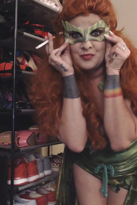 Poison ivy smoking