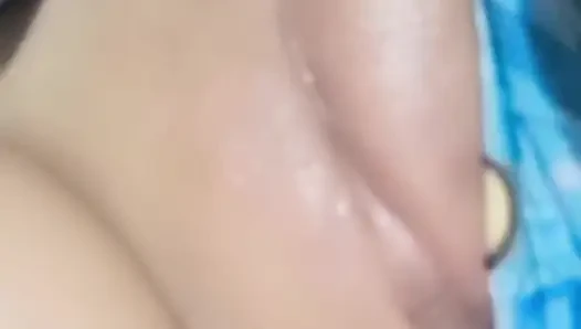 Üvey babam beni mastürbasyon yaparken yakalıyor