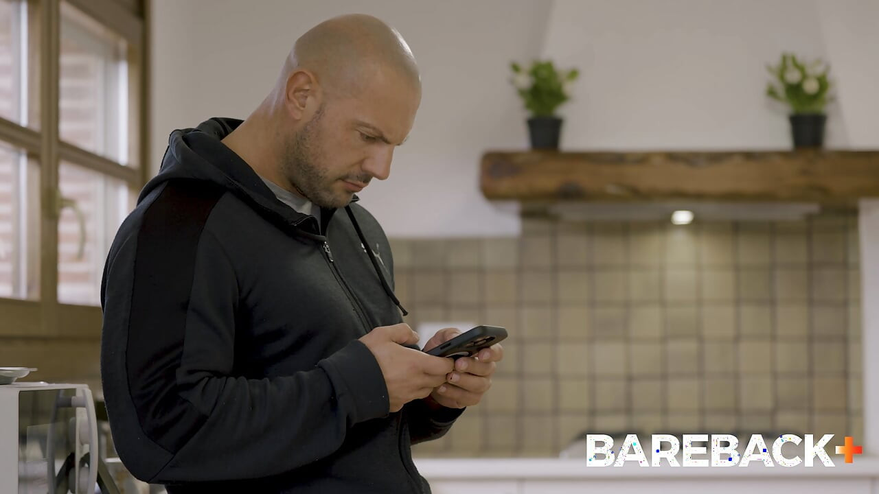 HungFuckers - Fighters Guillaume Wayne and Dimitri Venums victory orgy