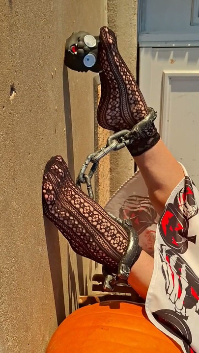 Showing off our feet for Halloween 2 | Clip 1