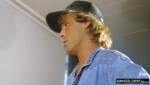 Leidenschaftlicher Blowjob und Tittenlecken