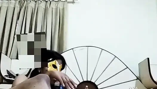 Nidhi erkek arkadaşı tarafından büyük siyah yarağıyla sikiliyor