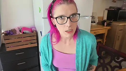 Üvey anne aşağılığı buluyor