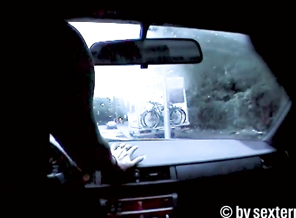 Perverted MILF Wants to Pop in the Car