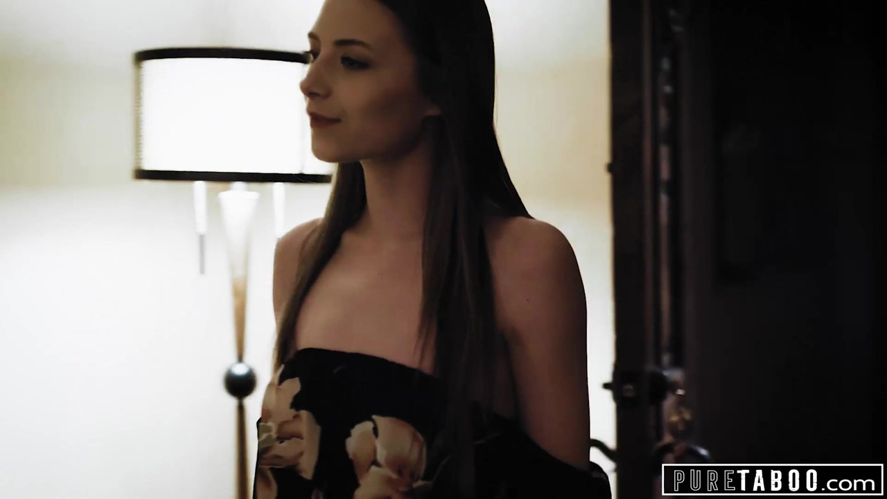 継母と継父と捕まる純粋なタブー、カイラー・クインが参加