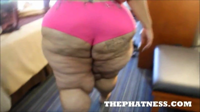 THEPHATNESS.COM STRAWBERRY DELIGHT 3