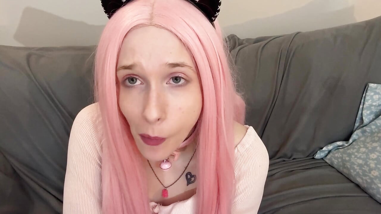 Bratty Bubblegum Slut Blowing Bubbles