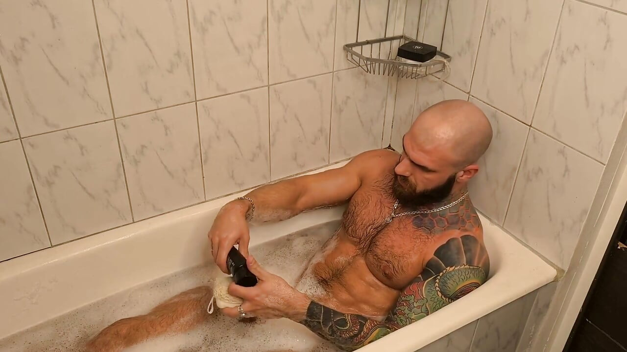 Hairy Muscle Stud in the Bath - Chest, Abs and Bush
