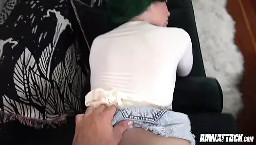 Татуированная красотка Gia Paige заслуживает долбежку киски