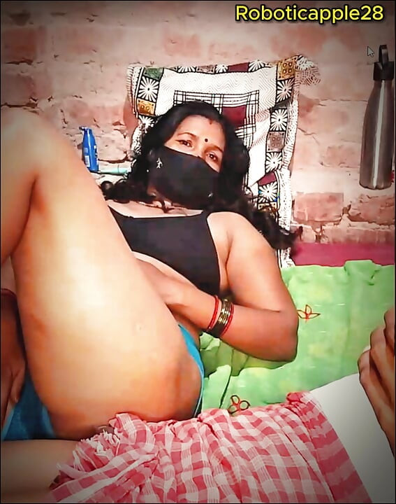 Desi Bhavi pełny nagi fingring daję mojej bogatej latynoskiej przyrodniej siostrze ładne ruchanie, aż daje jej całe swoje bogate mleko w dupie