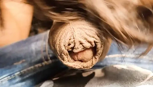 My stepsister likes that her hair smells like my penis