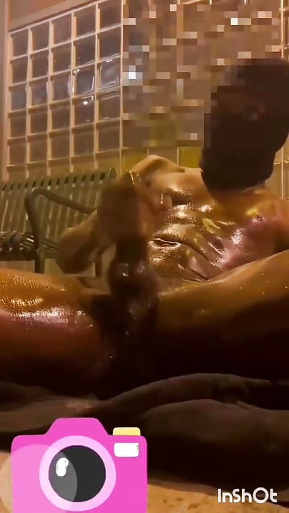 Маслянистый черный хуй короля