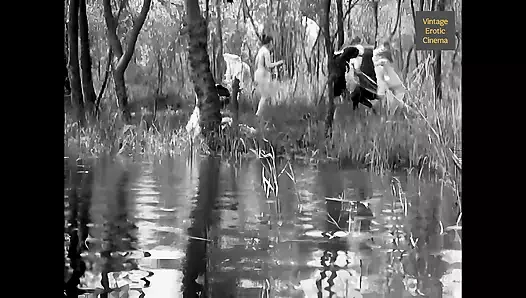 Baden Verboten aka banyo yaparken sır 4k'da geri yüklendi