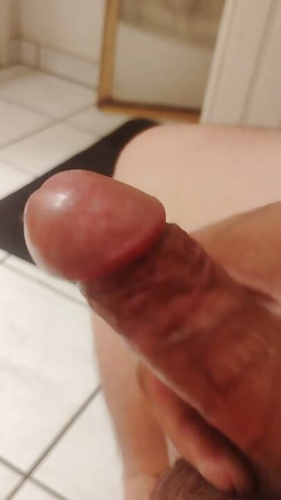 It Hurts When I Masturbate and When I Cum My Stomach Starts to Cramp up Ouch
