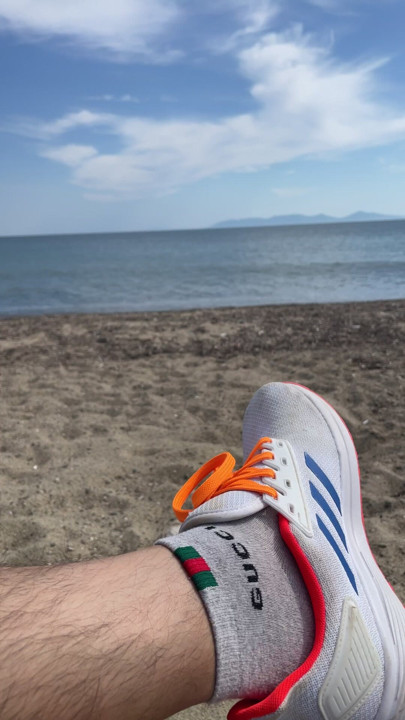 Sun. sand  sea  sock  shoe
