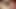 Blondes schätzchen in Leder befriedigt sich mit dildo