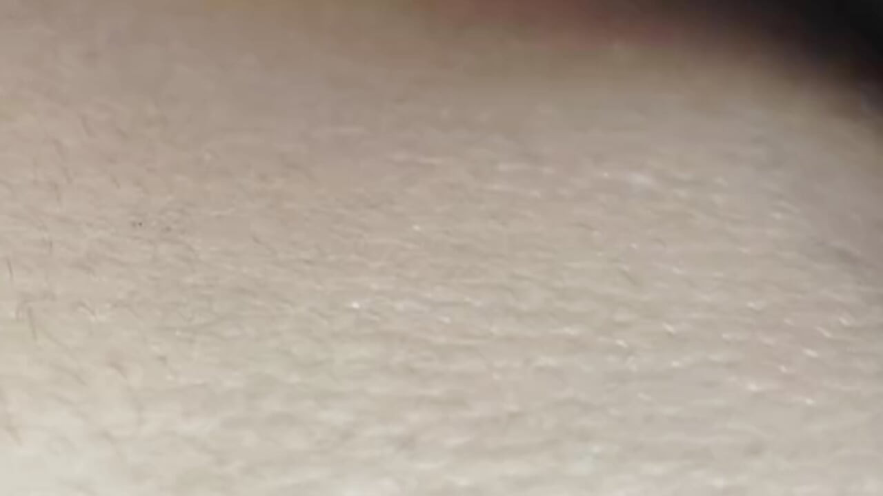 Yenge, bugün bana bir kısrak yapacağımı söyle, seks yapacağım ve ağzım sulandı.