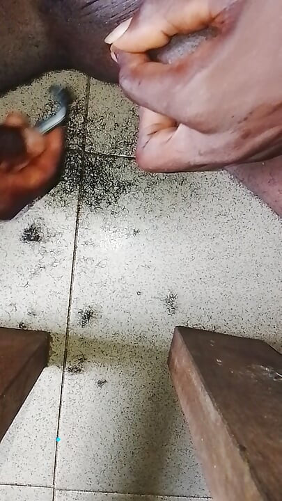 I NEEDED SOME PUSSY AND SHAVE OFF MY HAIRY BBC.