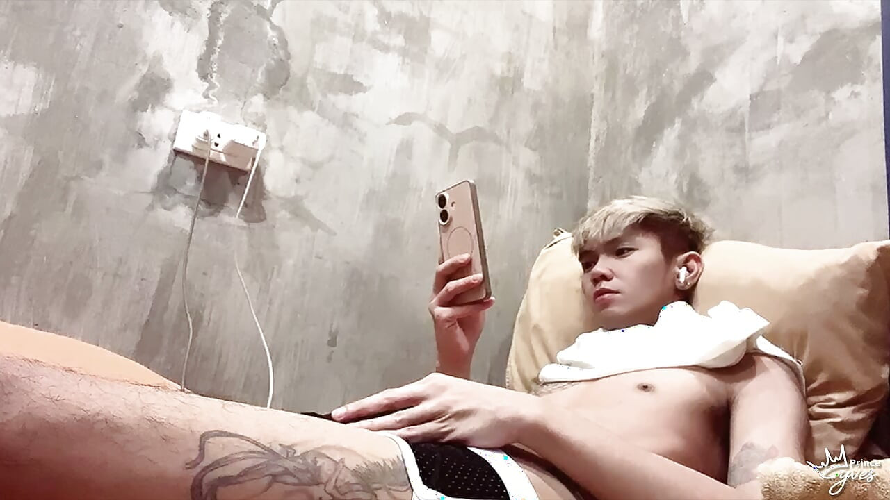 Jerking Off and Cumming While Watching Gay Porn