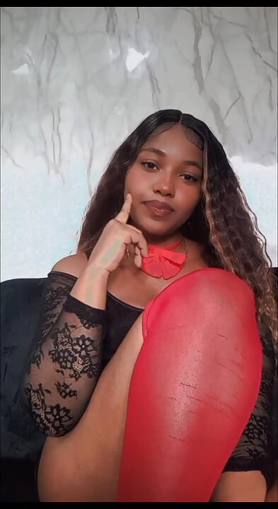 Não peço permissão, eu defino o ritmo e decido quando olhar, quando desejar e quando querer mais