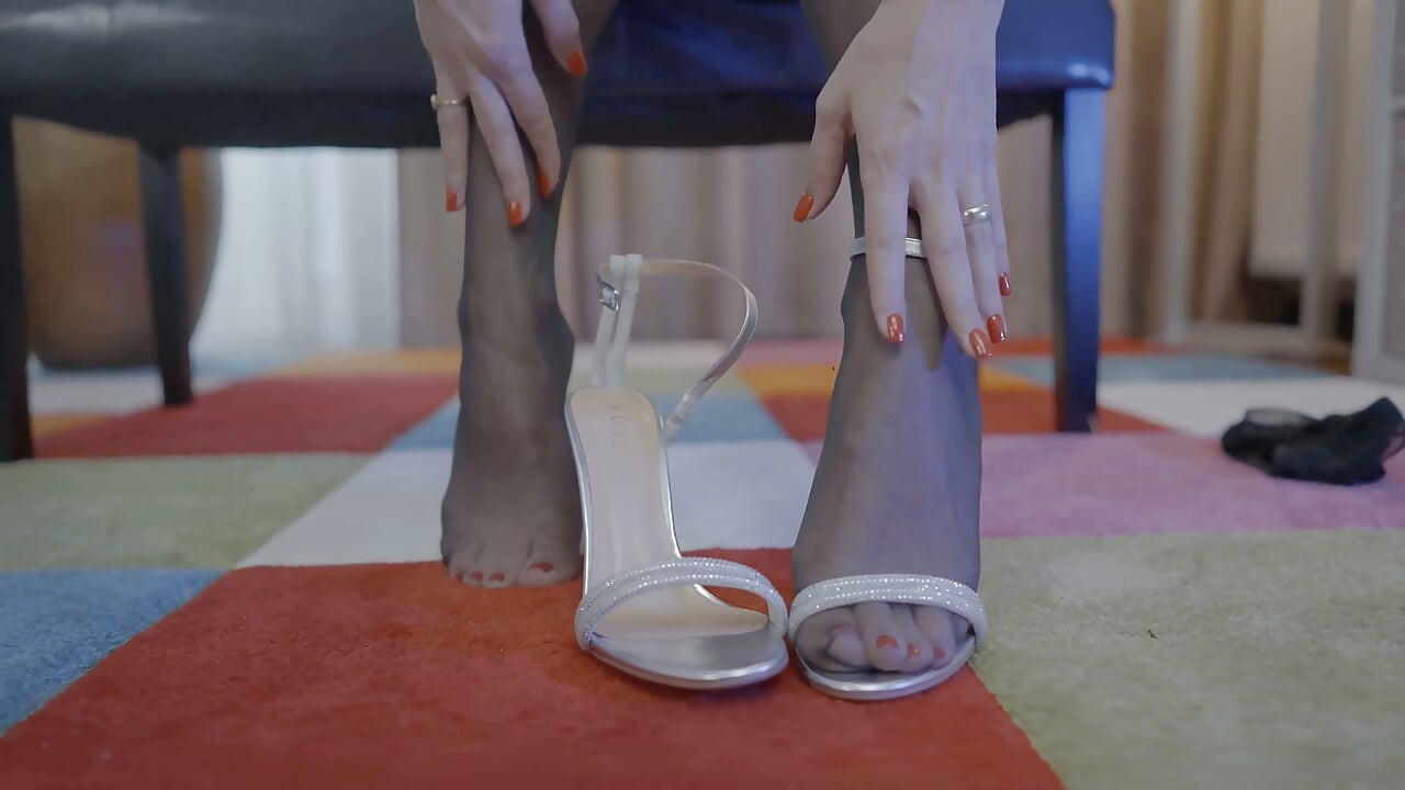 Blonde MILF Worships Her Nylon Stockinged Feet