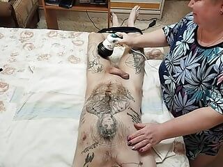 mother-in-law did a massage and then jerked my dick to orgasm