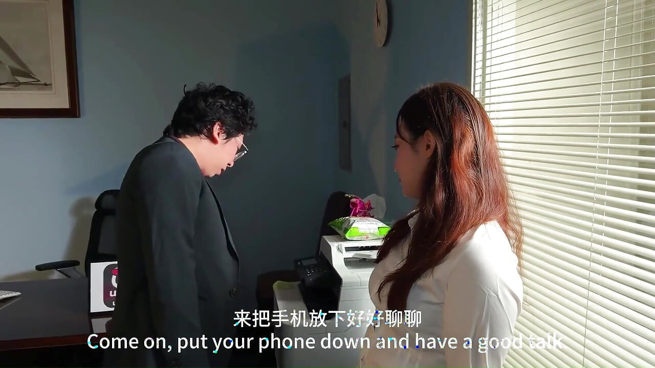 Asian Office Girl Cheating Boss Explodes in the Office