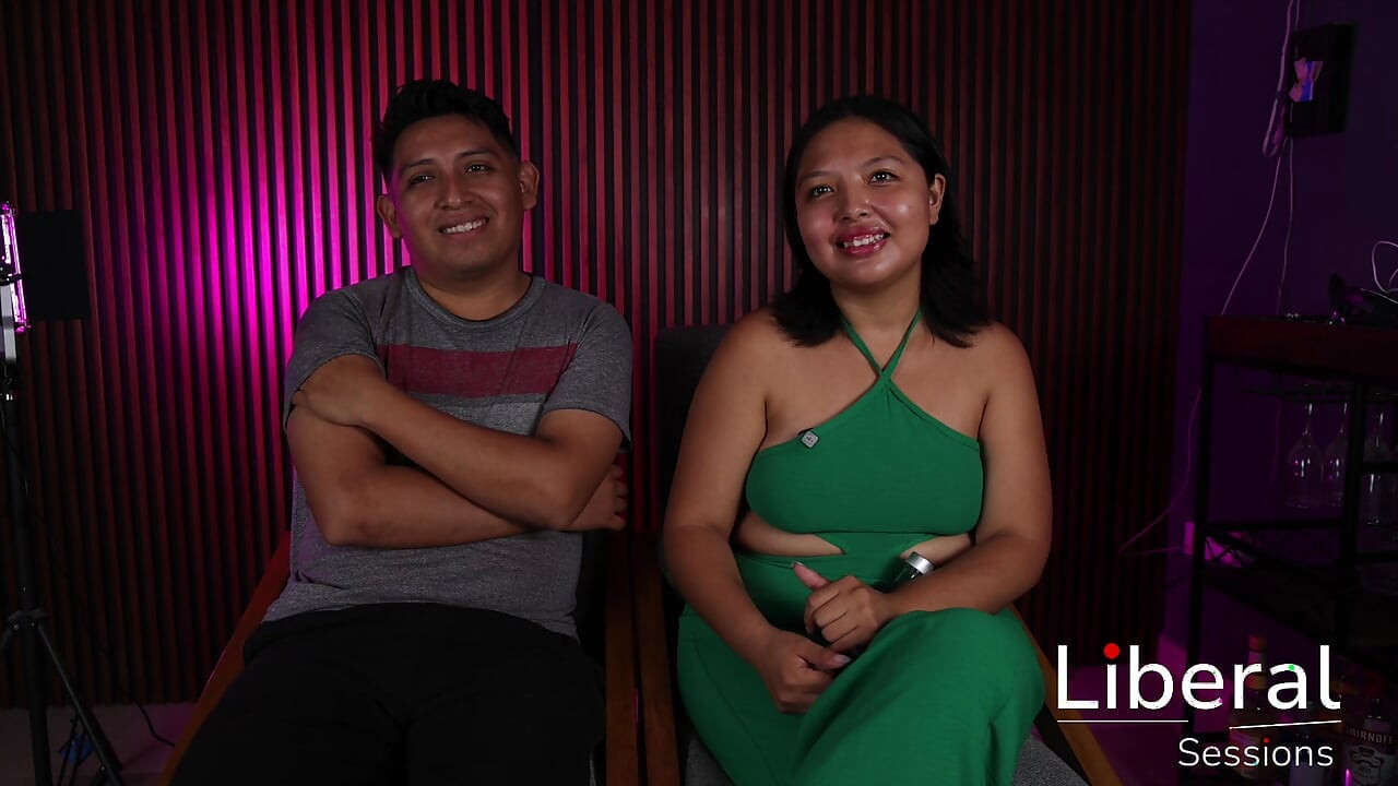 O corno empresta a esposa, ela vai ser fodida num ménage à trois hmh