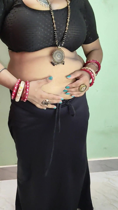 Indian bbw bhabhi show.... | Clip 1